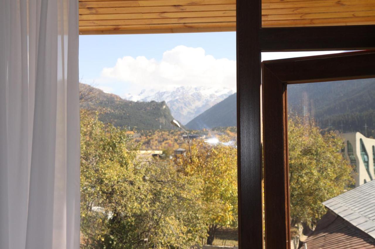 Eka'S Guest House Mestia Exterior photo